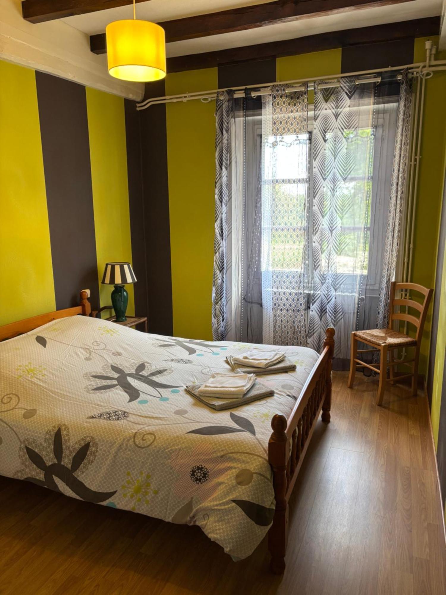 Charmant Logement Entier A La Campagne Sencenac-Puy-de-Fourches Εξωτερικό φωτογραφία